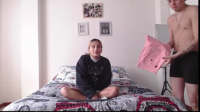 Snapshot of Sweet_paradisex chatting on September 2025 02:27:01 PM Sweet paradisex online show from September 2025 02:27:01 PM