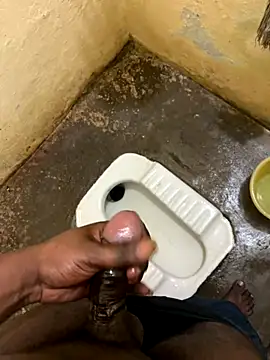 mrsaihotguy online show from December 2025 07:40:02 PM