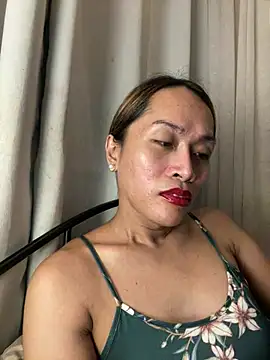 RomanticPearlTS online show from March 2026 01:07:01 PM