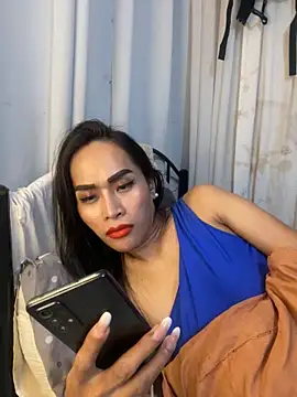 RomanticPearlTS online show from November 2025 02:04:01 AM