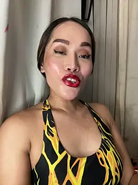 RomanticPearlTS online show from May 2026 02:08:01 AM