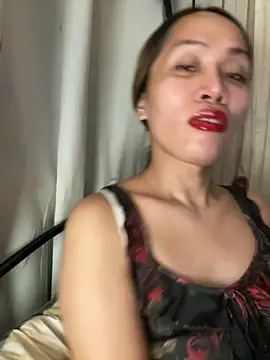 Snapshot of RomanticPearlTS chatting on June 2026 01:56:02 PM RomanticPearlTS online show from June 2026 01:56:02 PM