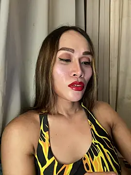 RomanticPearlTS online show from May 2026 02:14:01 PM