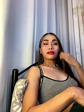 Snapshot of RomanticPearlTS chatting on January 2026 11:19:02 PM RomanticPearlTS online show from January 2026 11:19:02 PM