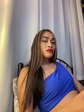 Snapshot of RomanticPearlTS chatting on January 2026 11:20:01 PM RomanticPearlTS online show from January 2026 11:20:01 PM