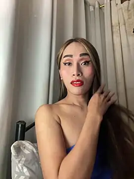 Snapshot of RomanticPearlTS chatting on January 2026 01:37:01 PM RomanticPearlTS online show from January 2026 01:37:01 PM