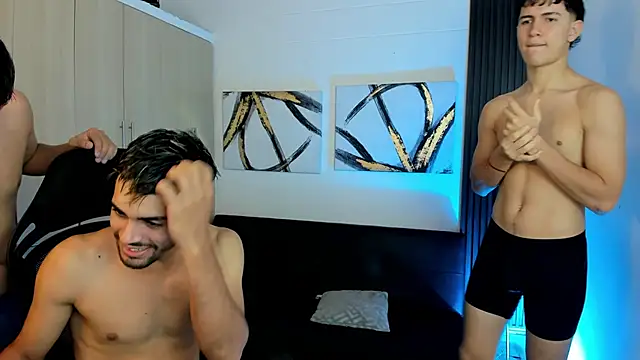 Wallen Boys online show from November 2025 02:12:02 AM