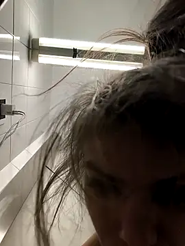 Junani2231 online show from November 2025 12:11:01 AM