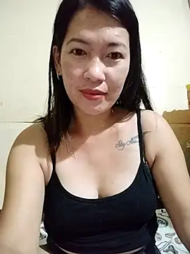 wildxxxGia online show from May 2026 04:35:02 PM