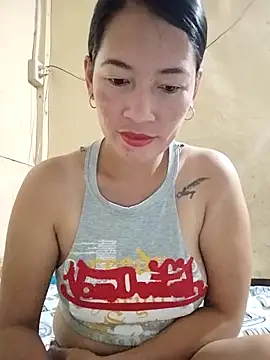 wildxxxGia online show from December 2025 05:05:01 PM