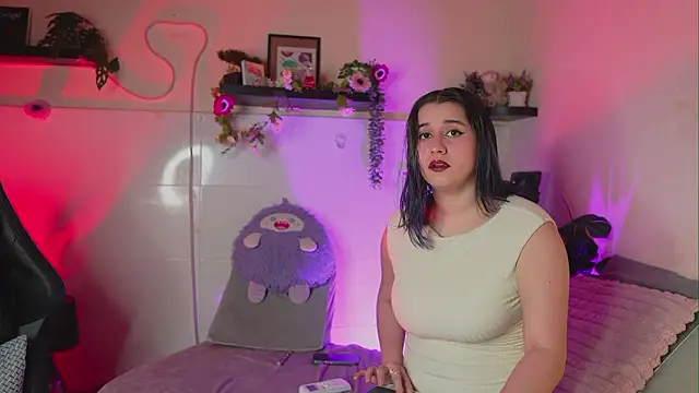 Lana Herondale online show from March 2026 03:23:01 AM