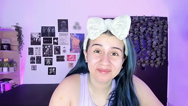 Snapshot of Lana_Herondale chatting on December 2025 09:14:01 AM Lana Herondale online show from December 2025 09:14:01 AM