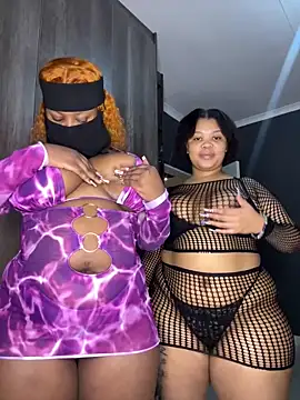 Thick Ass Barbiie online show from April 2026 07:43:01 PM