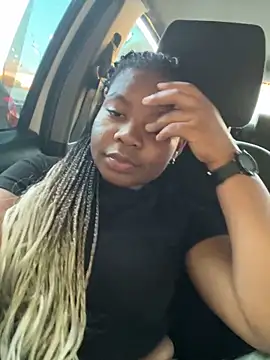 Thick Shawtyy online show from November 2025 03:51:01 PM