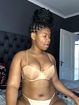 Thick Shawtyy online show from October 2025 11:24:02 AM