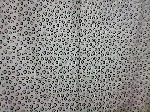 nhayasquirt online show from September 2025 10:11:02 AM