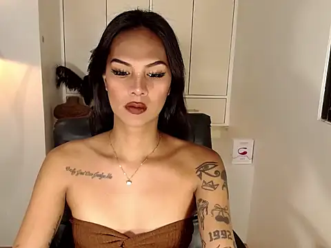 Coffee Xoxo online show from April 2026 09:56:02 AM
