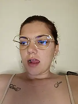 Snapshot of LadyNora chatting on June 2026 07:02:01 PM LadyNora online show from June 2026 07:02:01 PM