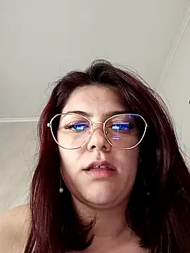 Snapshot of LadyNora chatting on May 2026 11:48:01 AM LadyNora online show from May 2026 11:48:01 AM