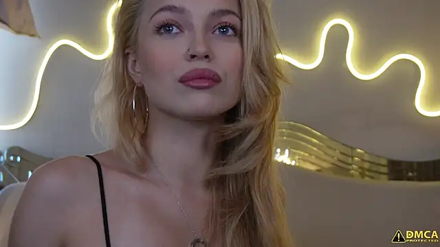 kellypeachcake online show from September 2025 05:24:01 AM