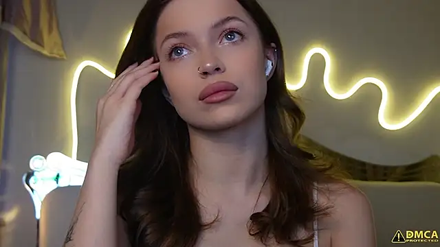 kellypeachcake online show from February 2026 05:17:01 AM