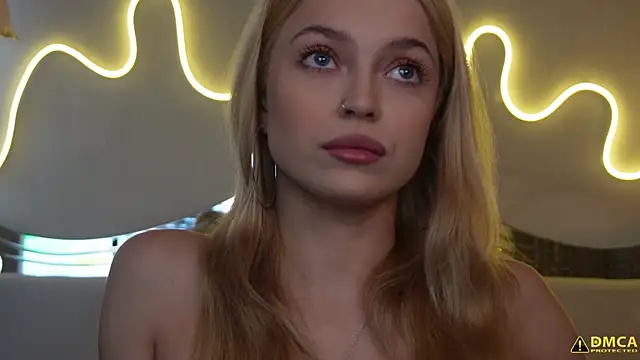 kellypeachcake online show from October 2025 05:23:01 AM