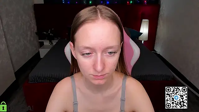 Mia E1fie online show from February 2026 12:00:01 AM