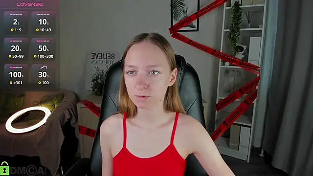 Snapshot of Mia_E1fie chatting on October 2025 08:04:02 AM Mia E1fie online show from October 2025 08:04:02 AM