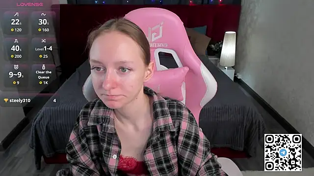 Mia E1fie online show from February 2026 11:22:01 PM