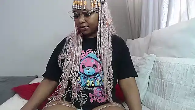 Snapshot of DarrkDeeva68 chatting on November 2025 04:44:01 AM DarrkDeeva68 online show from November 2025 04:44:01 AM