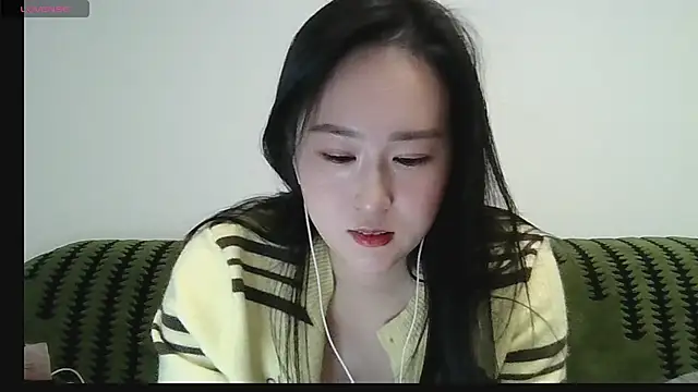 Belinda66 online show from December 2025 03:47:01 PM