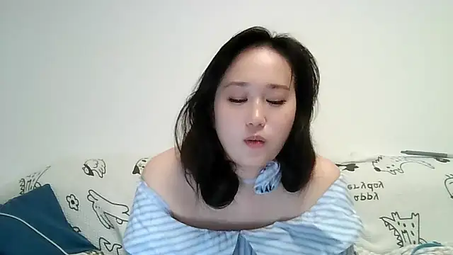 Snapshot of Belinda66 chatting on October 2025 01:57:02 PM Belinda66 online show from October 2025 01:57:02 PM