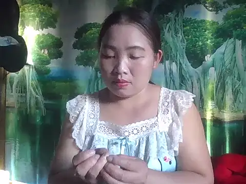 Snapshot of PhamPhung chatting on October 2025 02:23:02 AM PhamPhung online show from October 2025 02:23:02 AM