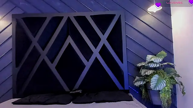 marco garciia  online show from February 2026 11:11:01 PM