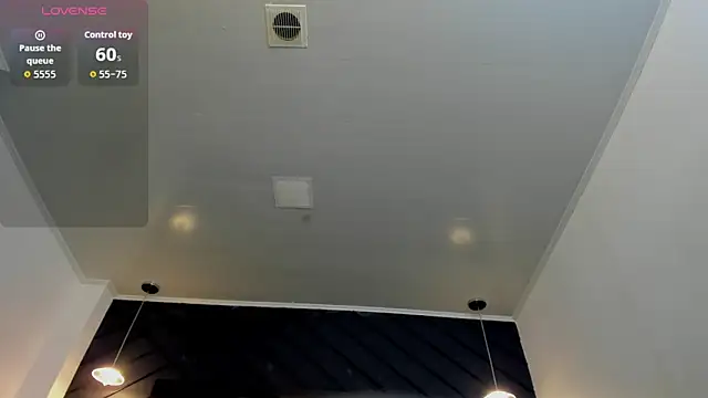 marco garciia  online show from October 2025 01:26:02 AM