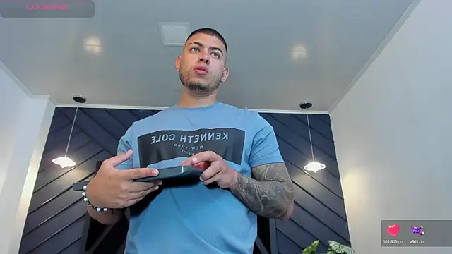 marco garciia  online show from October 2025 11:33:01 PM