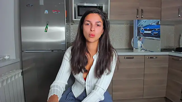 Snapshot of Guilana_baby chatting on September 2025 08:30:02 PM Guilana baby online show from September 2025 08:30:02 PM
