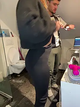 Snapshot of los_freaky chatting on December 2025 06:31:01 PM los freaky online show from December 2025 06:31:01 PM