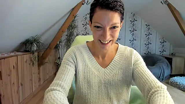 Axunamun online show from November 2025 08:17:01 AM