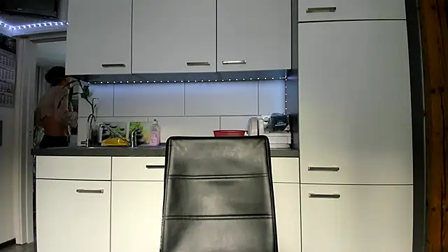 Axunamun online show from November 2025 09:21:02 AM