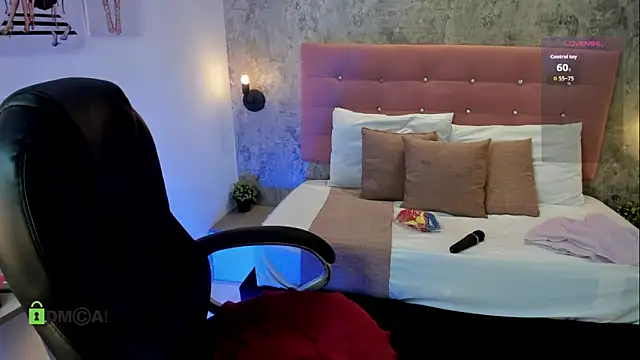 Snapshot of brithanycollins chatting on September 2025 12:44:02 PM brithanycollins online show from September 2025 12:44:02 PM