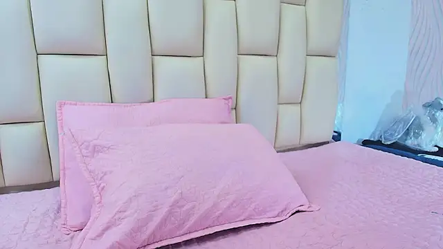 sweet amye online show from February 2026 07:47:01 PM