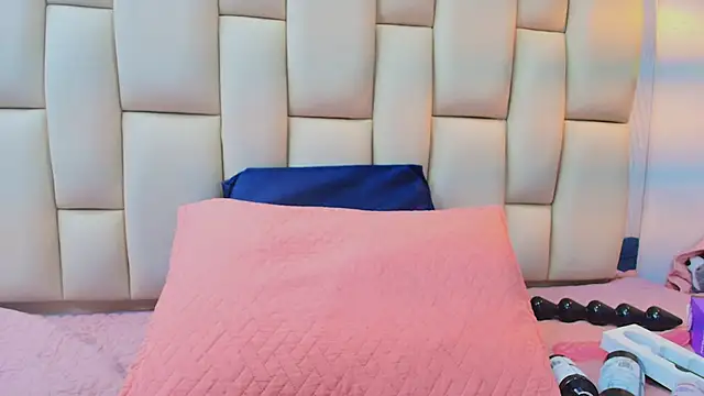 sweet amye online show from February 2026 07:11:02 PM