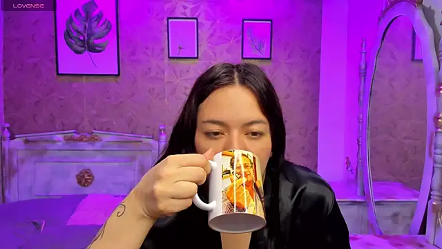 Dali collin online show from April 2026 12:20:01 PM