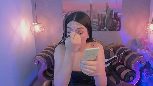 Dali collin online show from December 2025 01:57:02 PM