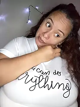 luzdanna online show from November 2025 10:10:01 PM