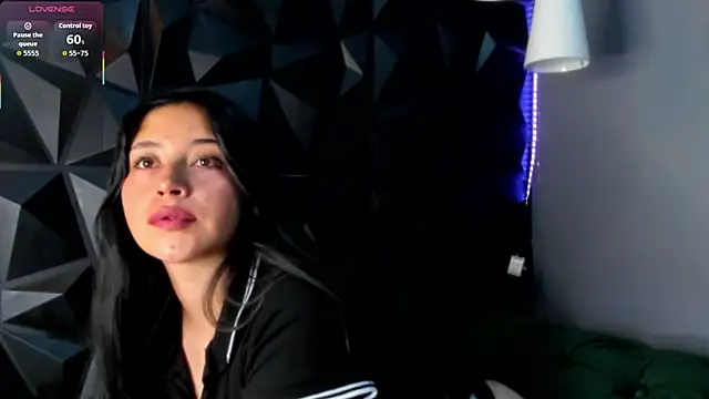 vela-kimm online show from March 2026 02:43:01 PM