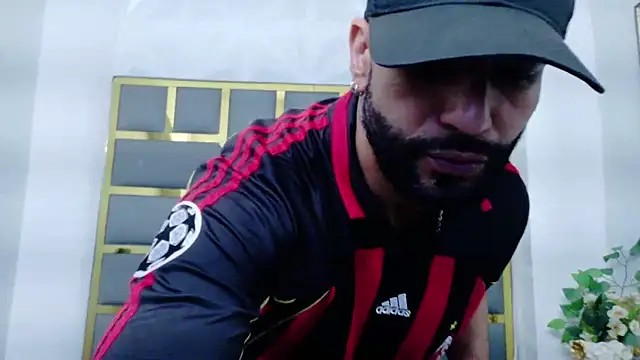 yorbymaxx online show from December 2025 02:11:01 PM