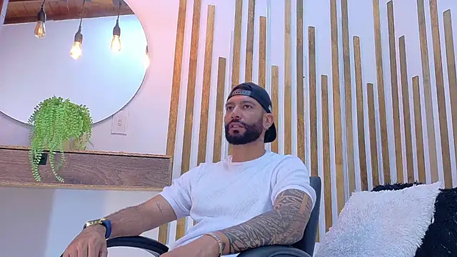 yorbymaxx online show from March 2026 03:02:01 PM