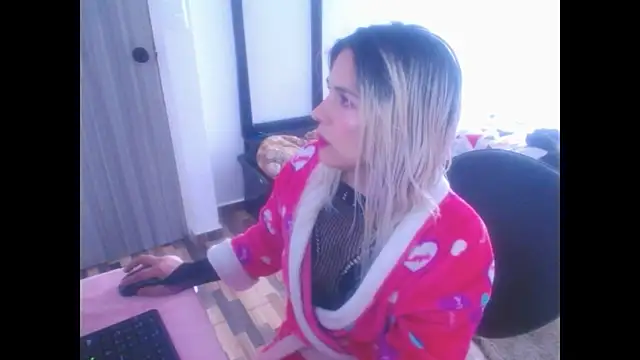 Snapshot of mystica_25 chatting on December 2025 05:14:02 PM mystica 25 online show from December 2025 05:14:02 PM